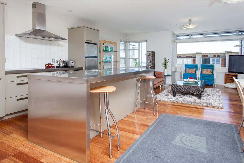The Sands Waiheke Aparthotel Onetangi ภายนอก รูปภาพ