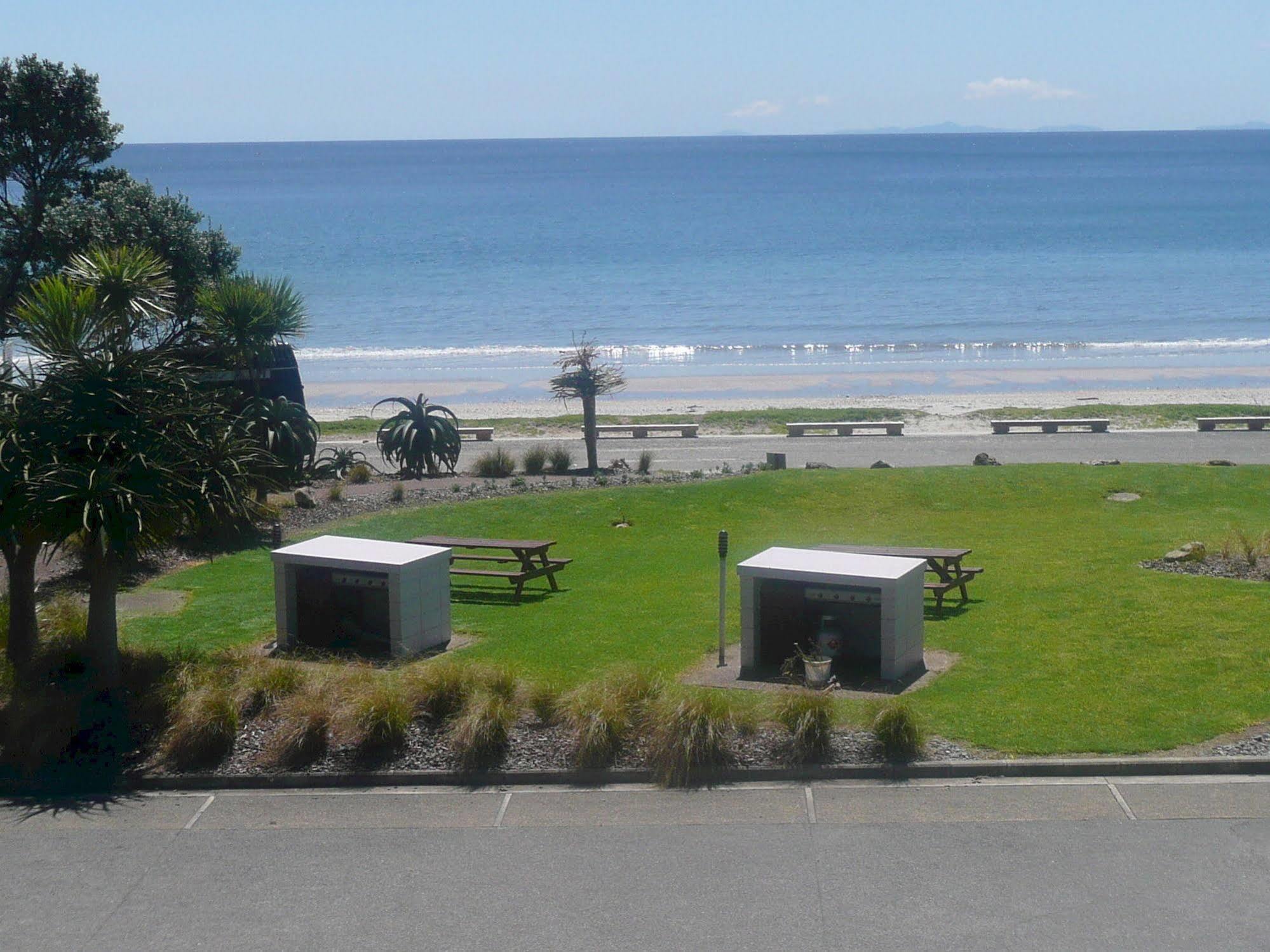 The Sands Waiheke Aparthotel Onetangi ภายนอก รูปภาพ